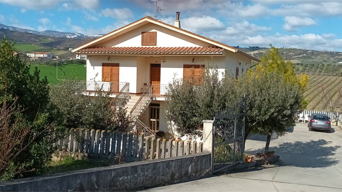 CASA SINGOLA